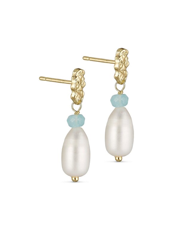 PURE BY NAT - POST EARRING W. PEARL AND GEMS
