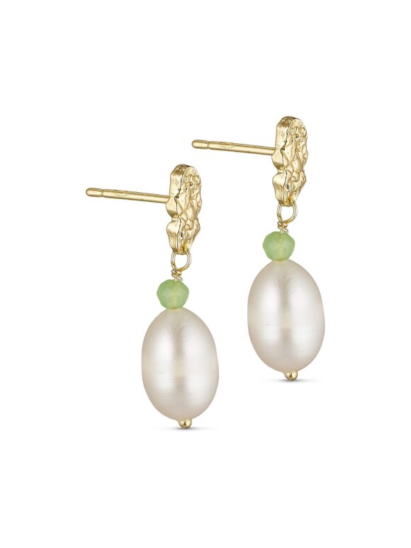 PURE BY NAT - POST EARRING W. PEARL AND GEMS
