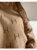 HÉST - FAM STRIK
