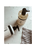 HUMDAKIN - 01 HAND SOAP - CHAMOMILE & SEA BUCKTHORN